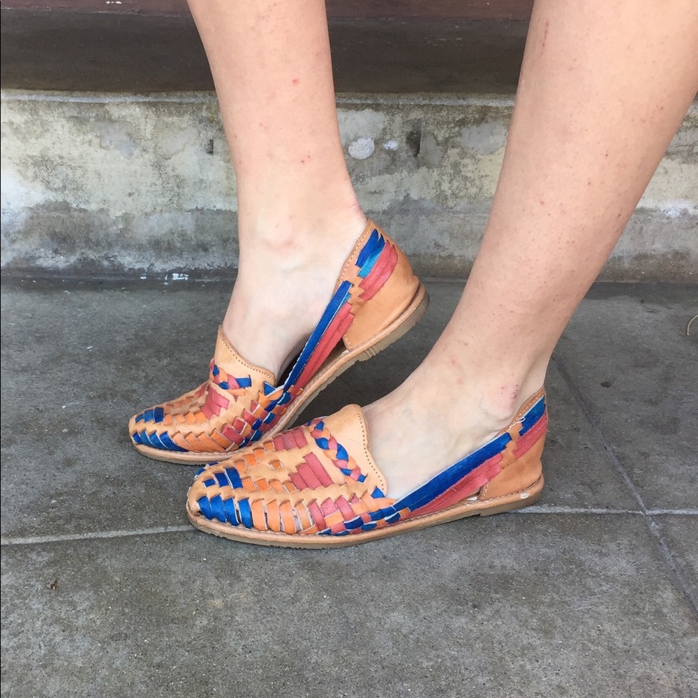 Huarache style leather flats - Picture 3 of 7